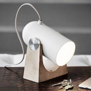 LE KLINT Carronade – piesková stolová lampa