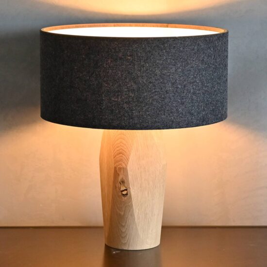 LeuchtNatur Pura stolová lampa dub/plsť antracit
